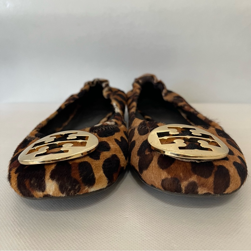 Tory Burch Reva Leopard Flat Calf Skin - Picture 2 of 7